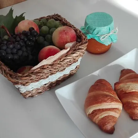 Bed & Breakfast Clarascum Cherasco
