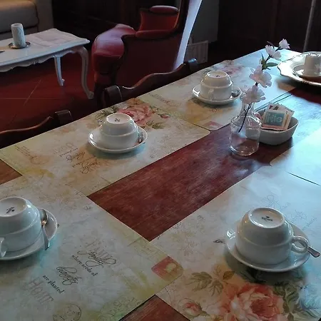 Clarascum Bed & Breakfast Cherasco